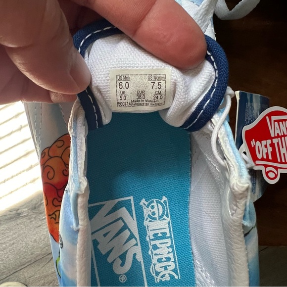 Vans One Piece x Old Skool 'Devil Fruit' - Picture 9 of 9